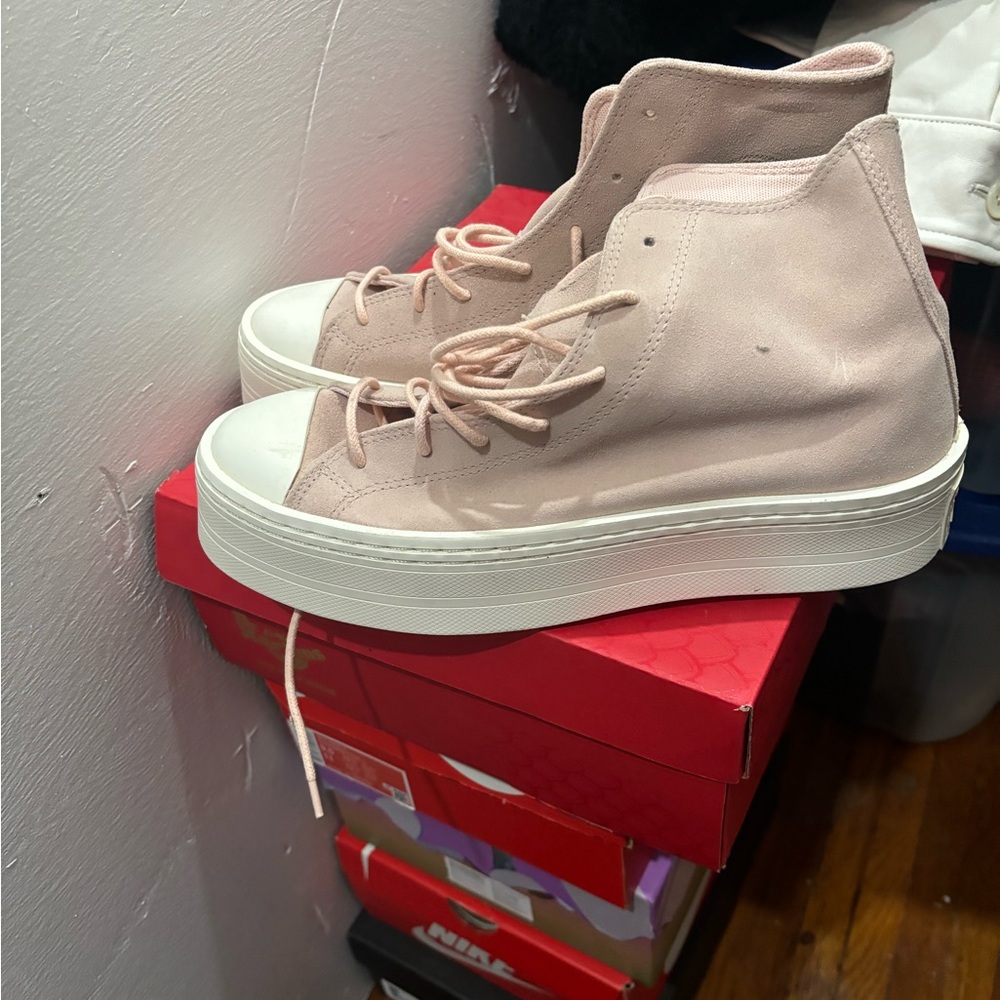 Men's Pink High-Top Sneakers - Picture 3 of 4
